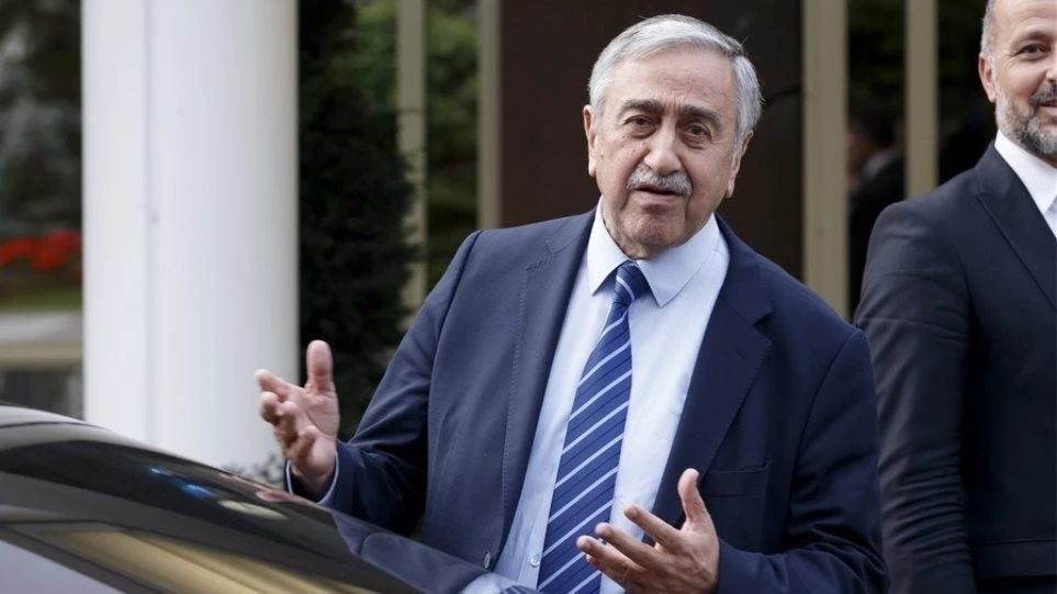 Ακιντζί: Λύση ομοσπονδίας ή παραιτούμαι